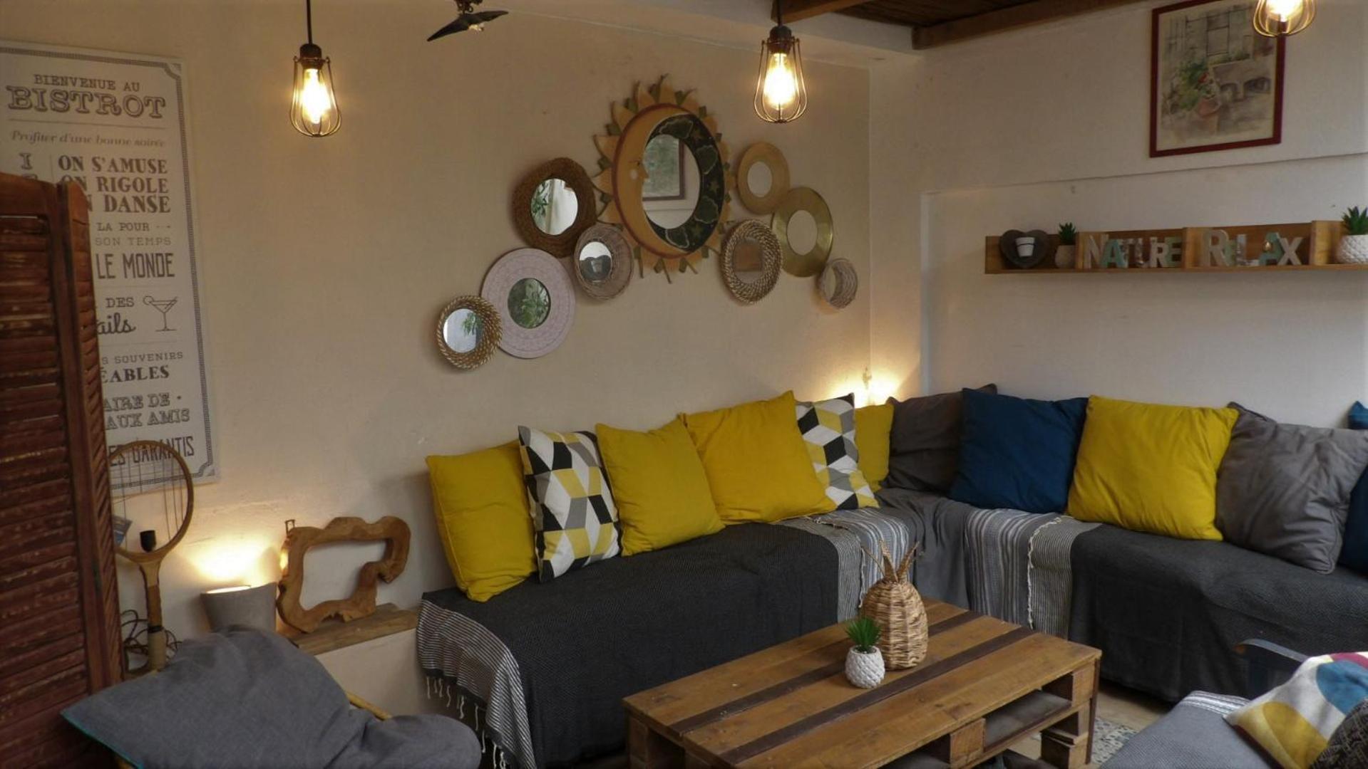 Le Petit Patio Bed and Breakfast Aigues-Mortes Buitenkant foto