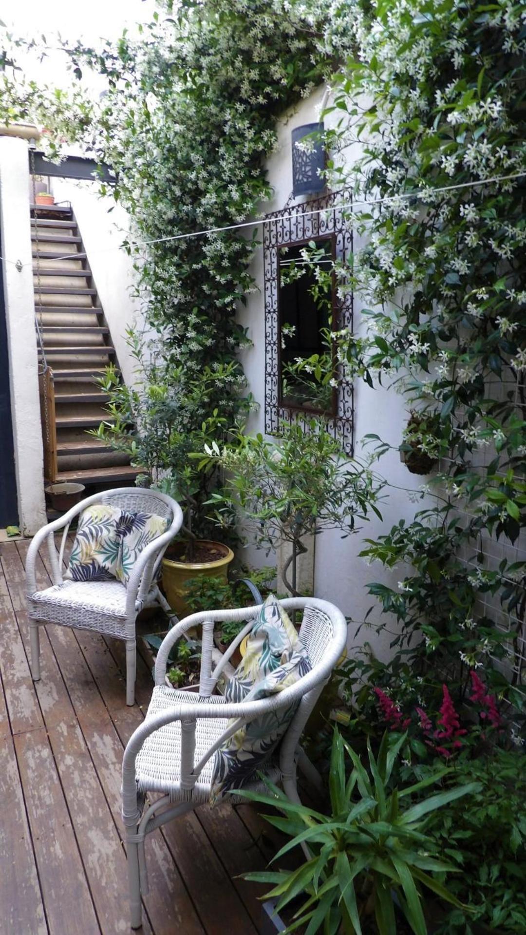 Le Petit Patio Bed and Breakfast Aigues-Mortes Buitenkant foto