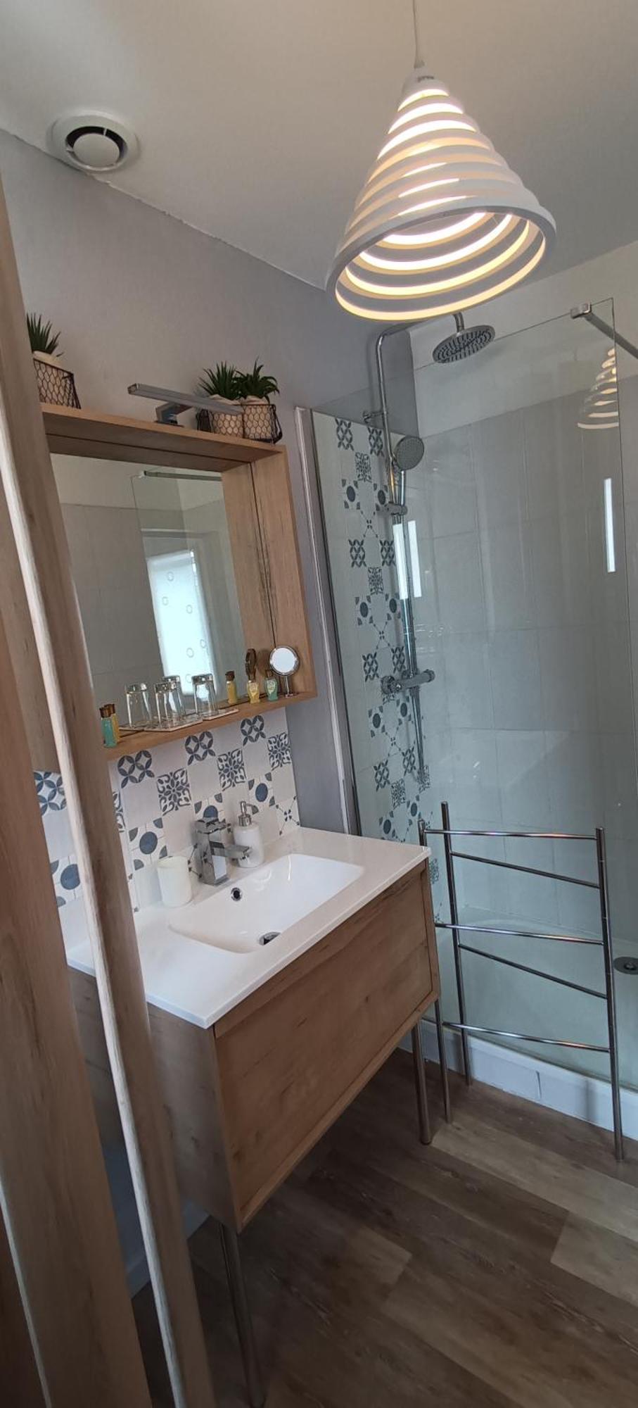 Le Petit Patio Bed and Breakfast Aigues-Mortes Buitenkant foto